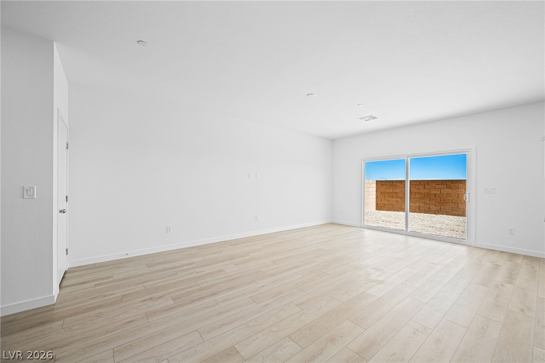 3350 Dancing Waters Street Property Photo 14