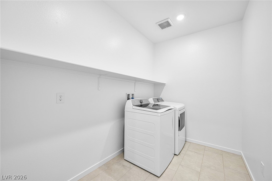 3350 Dancing Waters Street Property Photo 32