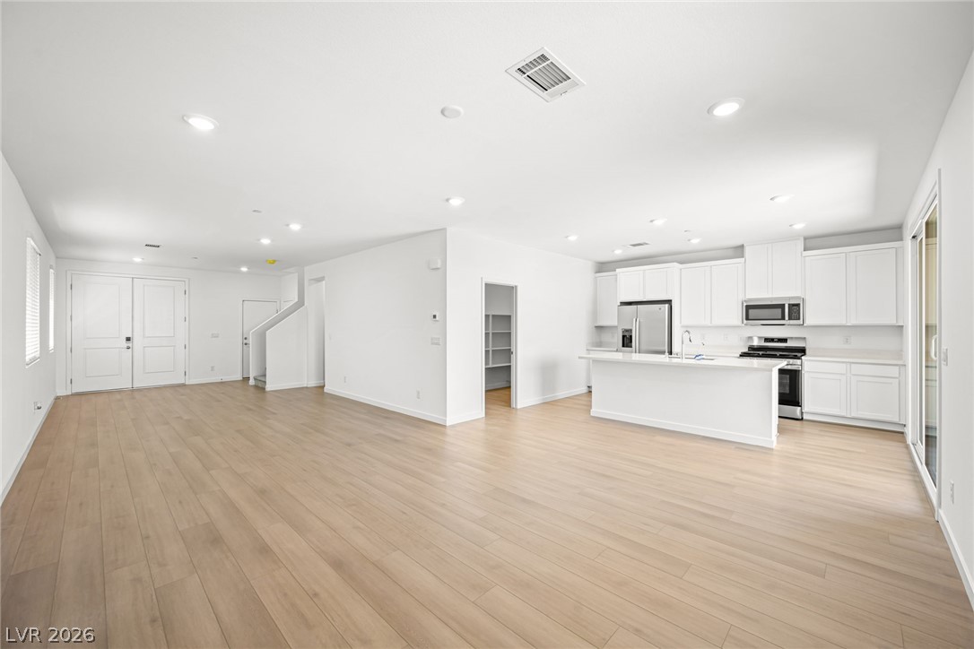 1518 Capri Cascades Court Property Photo 6
