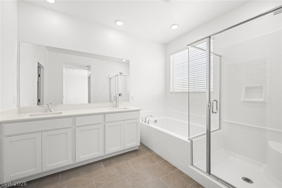 1518 Capri Cascades Court Property Photo 27