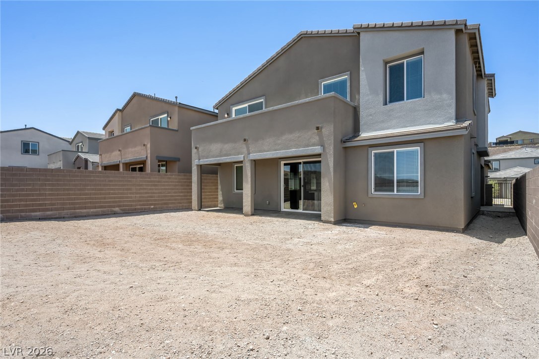 1518 Capri Cascades Court Property Photo 35