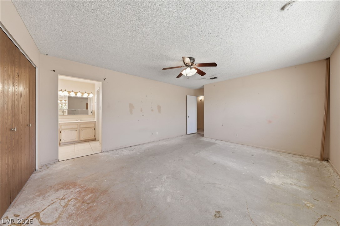5194 Merrill Circle Property Photo 14