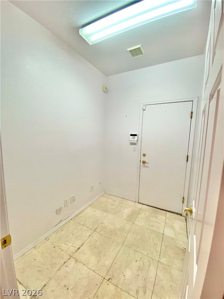 10731 Mission Lakes Avenue Property Photo 24