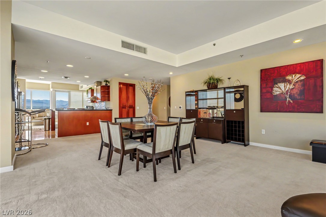 4525 Dean Martin Drive 2012 Property Photo 7