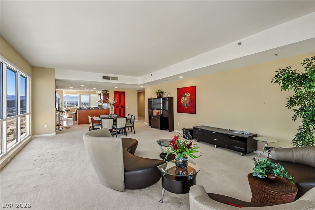 4525 Dean Martin Drive 2012 Property Photo 8