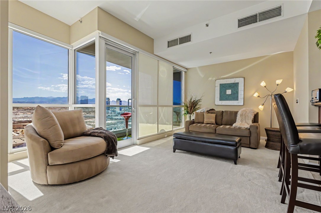 4525 Dean Martin Drive 2012 Property Photo 13