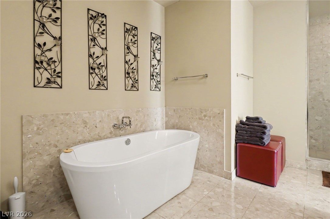 4525 Dean Martin Drive 2012 Property Photo 20