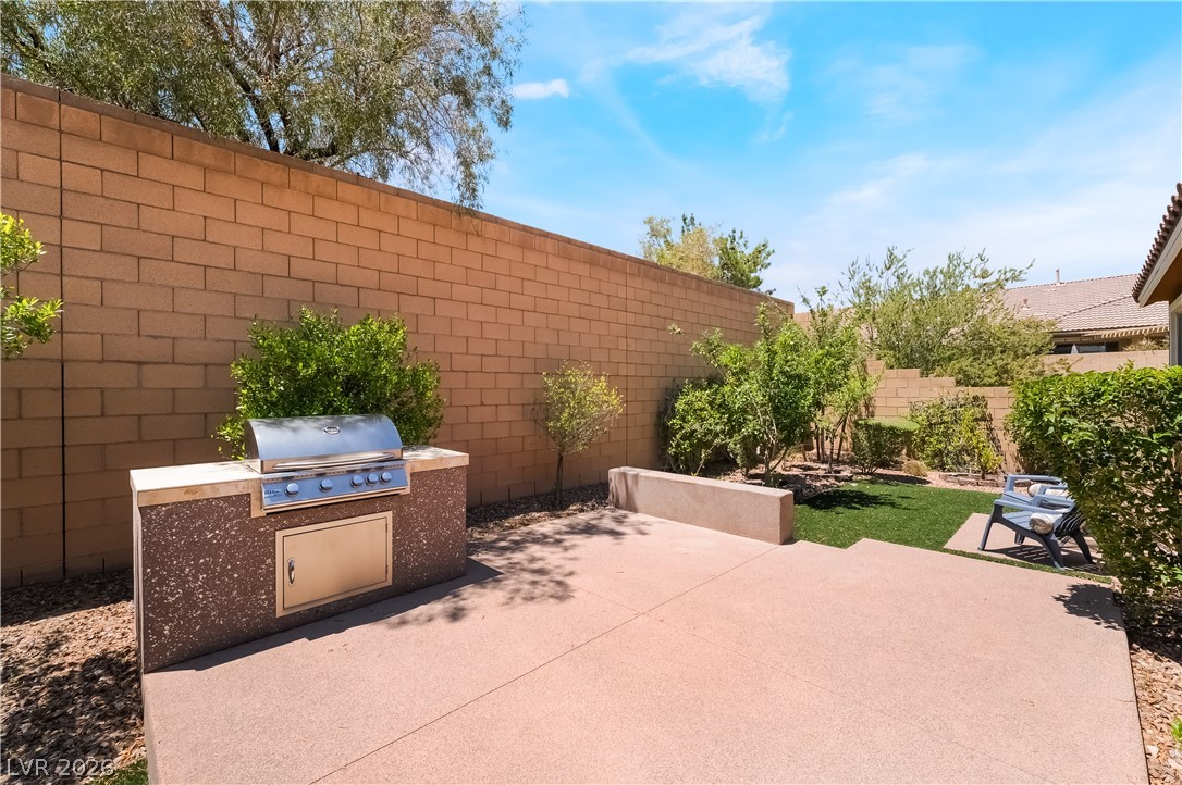 6011 Vista Clara Street Street Property Photo 51
