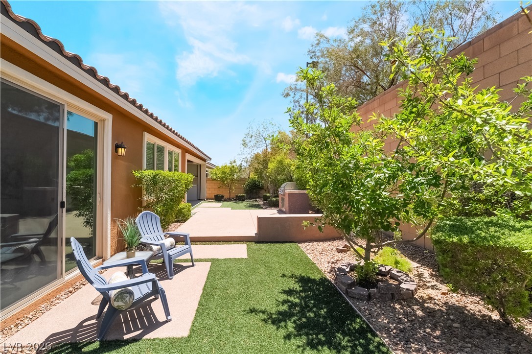 6011 Vista Clara Street Street Property Photo 52
