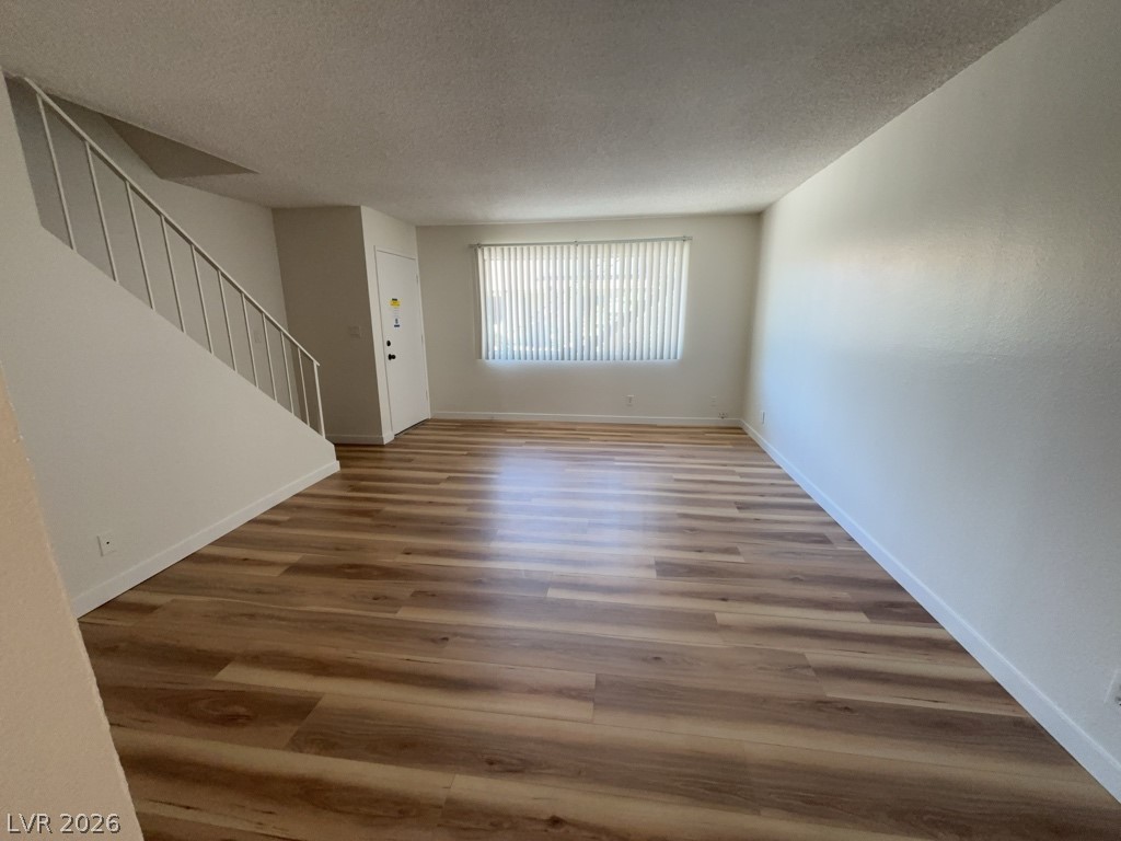 2938 KAREN 3 Property Photo 1