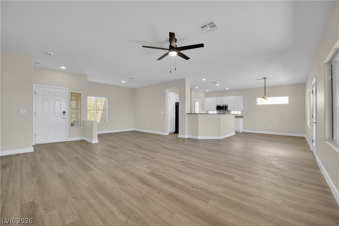 2847 Forest Grove Drive Property Photo 2