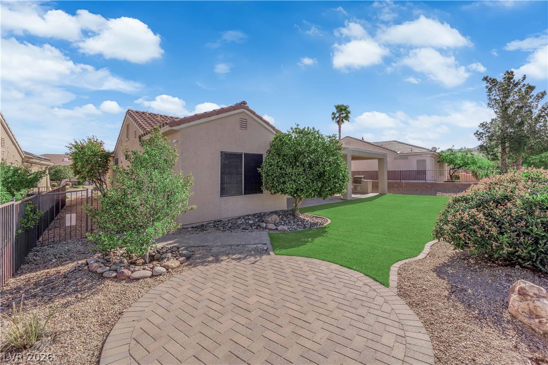 2847 Forest Grove Drive Property Photo 32