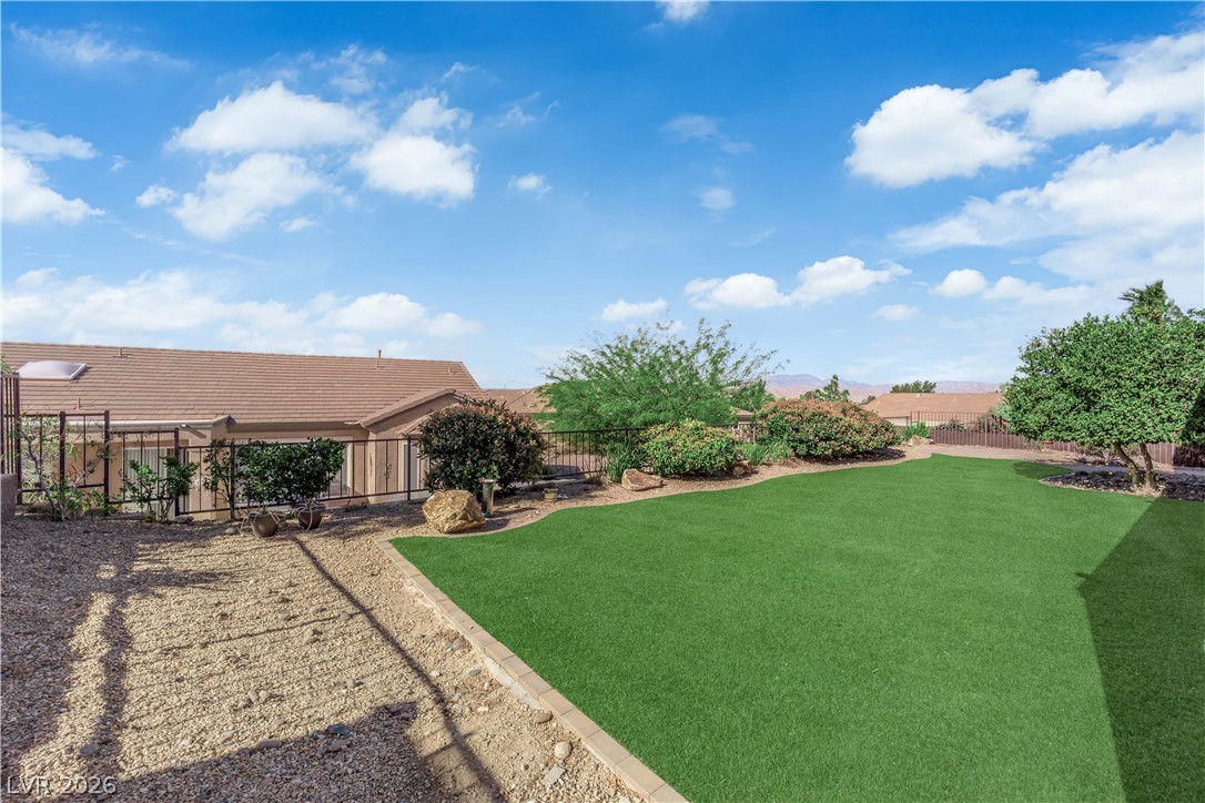2847 Forest Grove Drive Property Photo 33