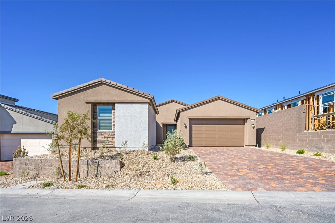 1444 Bianca Falls Drive Property Photo 1