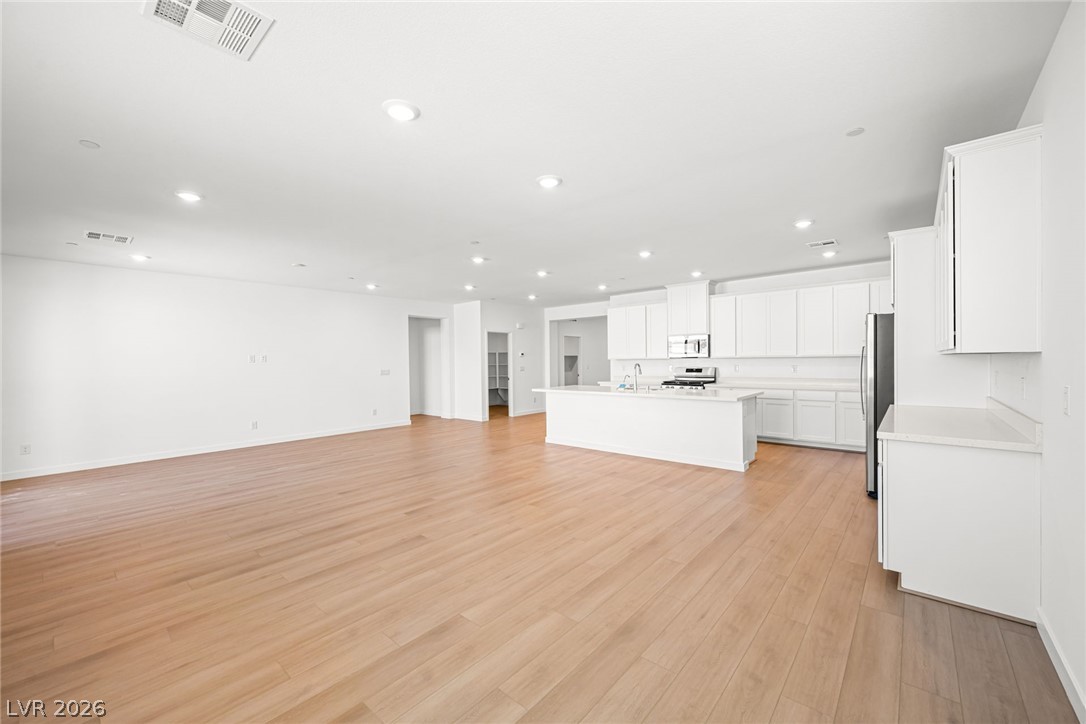 1444 Bianca Falls Drive Property Photo 4