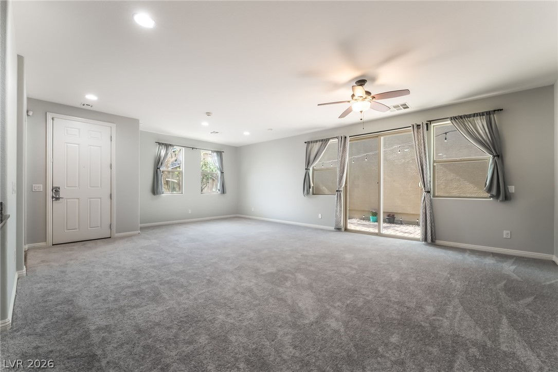 10917 Mount Pendleton Street Property Photo 8