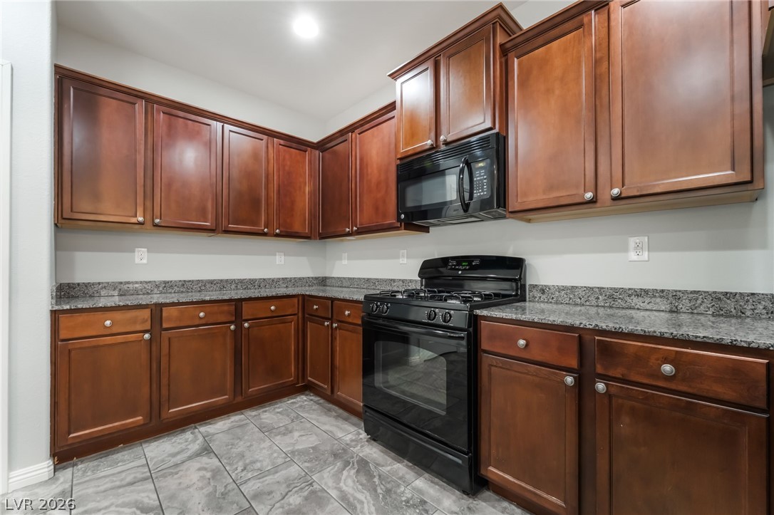 10917 Mount Pendleton Street Property Photo 14