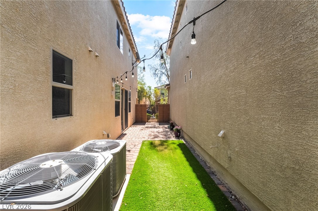 10917 Mount Pendleton Street Property Photo 38