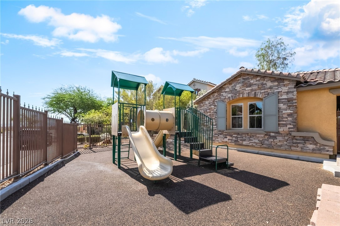 10917 Mount Pendleton Street Property Photo 41