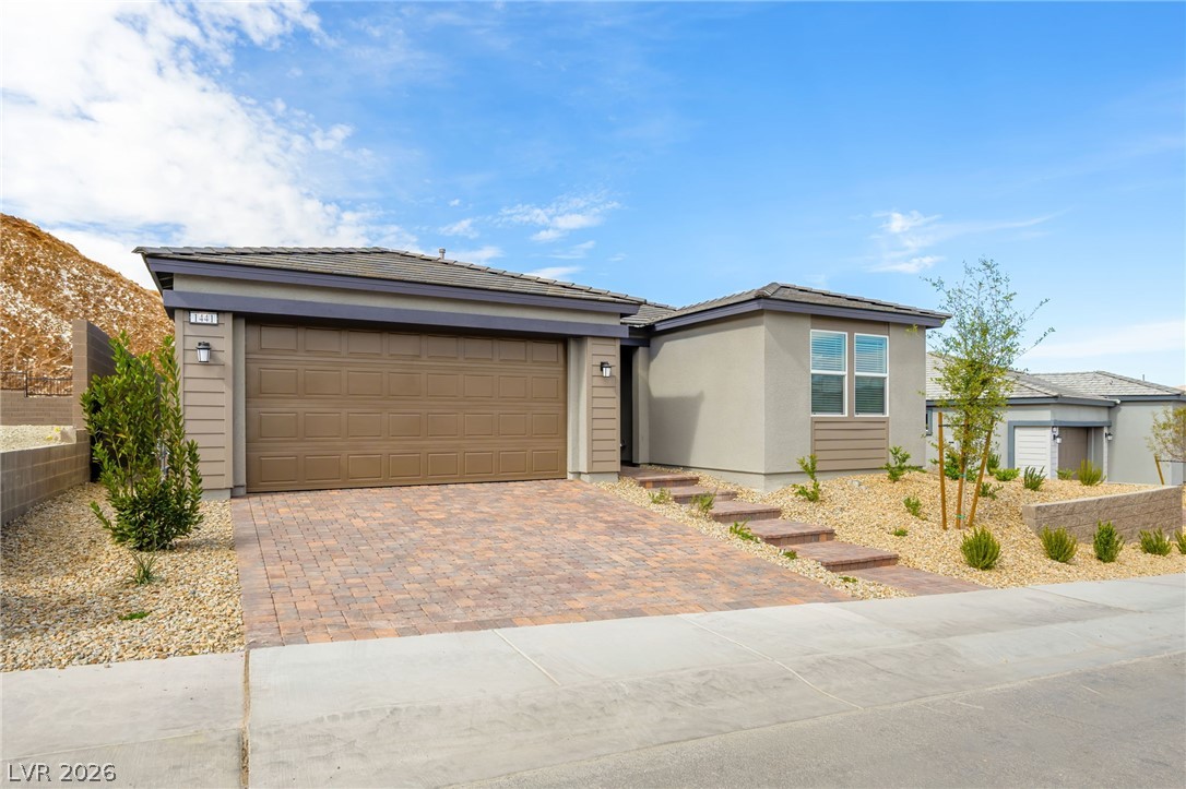 1441 Bianca Falls Drive Property Photo 2