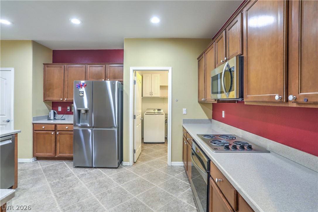 5850 Alfano Avenue Property Photo 8