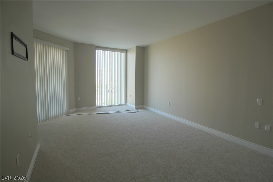 2777 Paradise Road 708 Property Photo 9