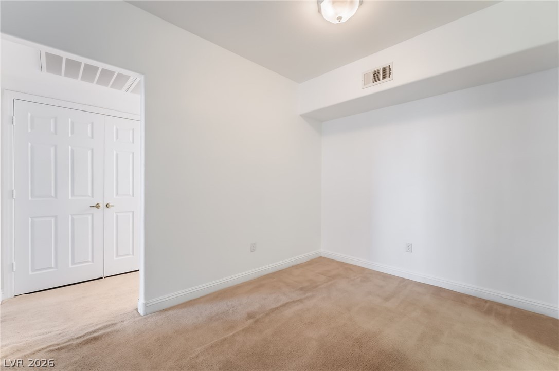 8000 West Badura Avenue 1057 Property Photo 13