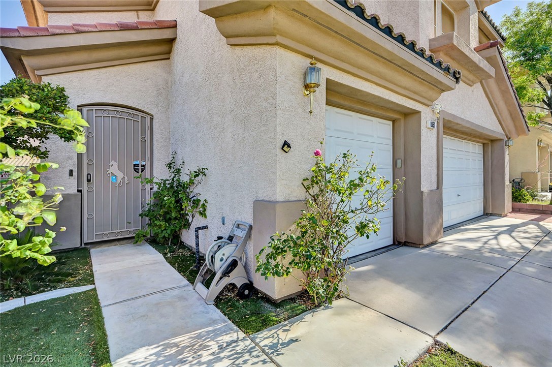 8957 Tempest Point Court Property Photo 4