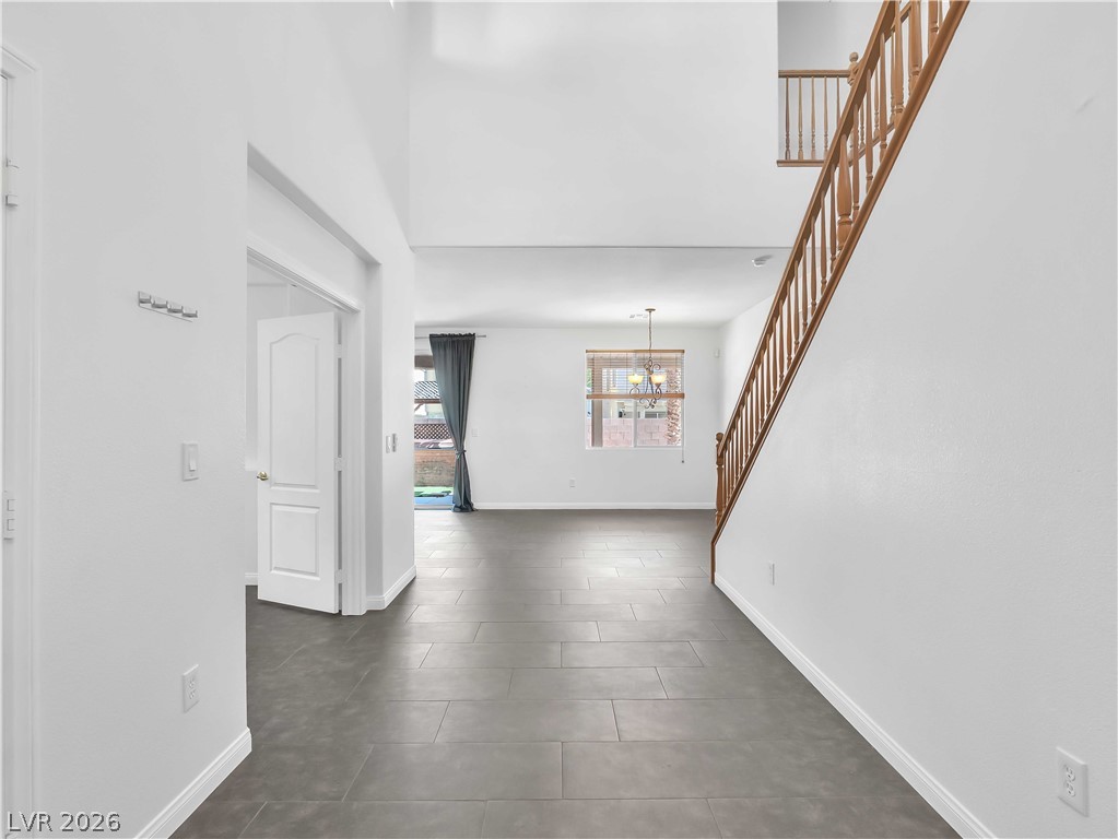2129 Mistle Thrush Drive Property Photo 6