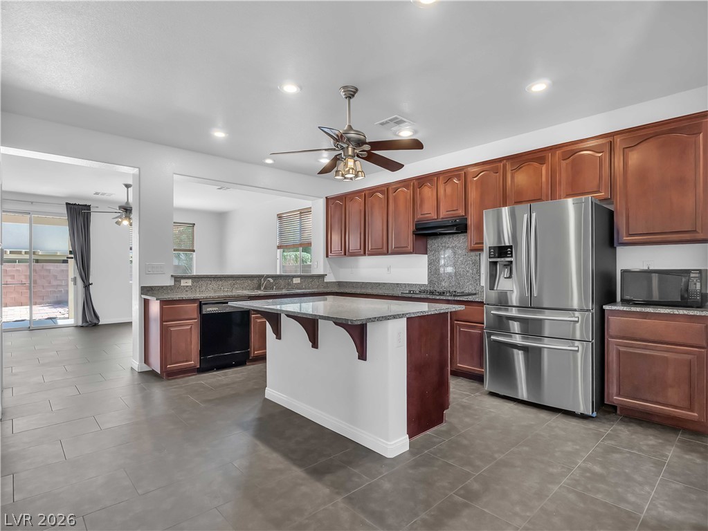 2129 Mistle Thrush Drive Property Photo 15
