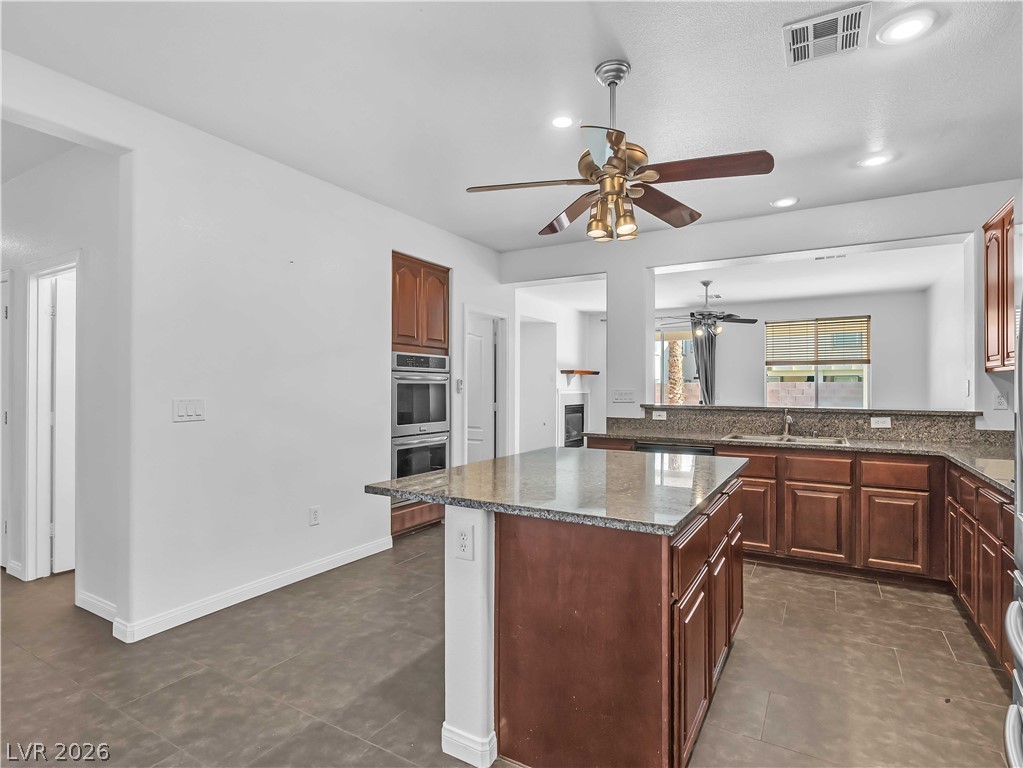 2129 Mistle Thrush Drive Property Photo 17
