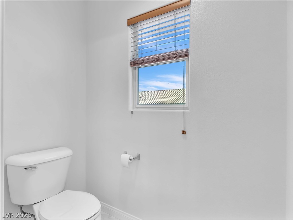 2129 Mistle Thrush Drive Property Photo 38