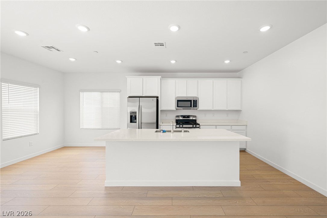 3387 Dancing Waters Street Property Photo 6