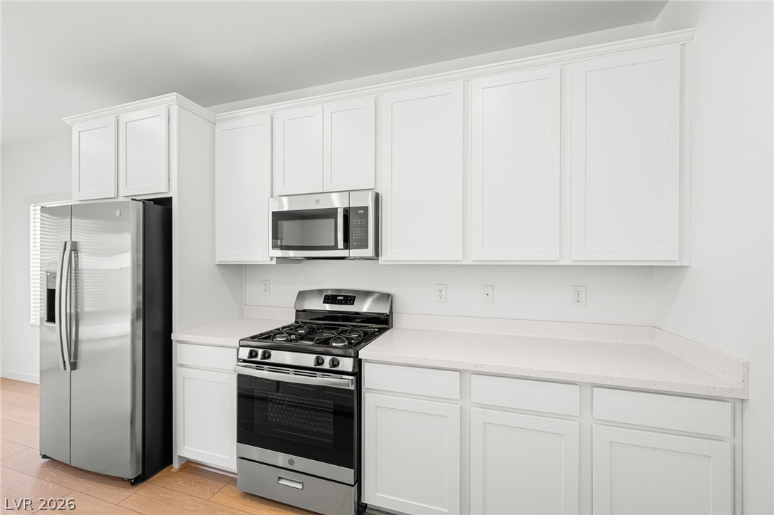 3387 Dancing Waters Street Property Photo 7