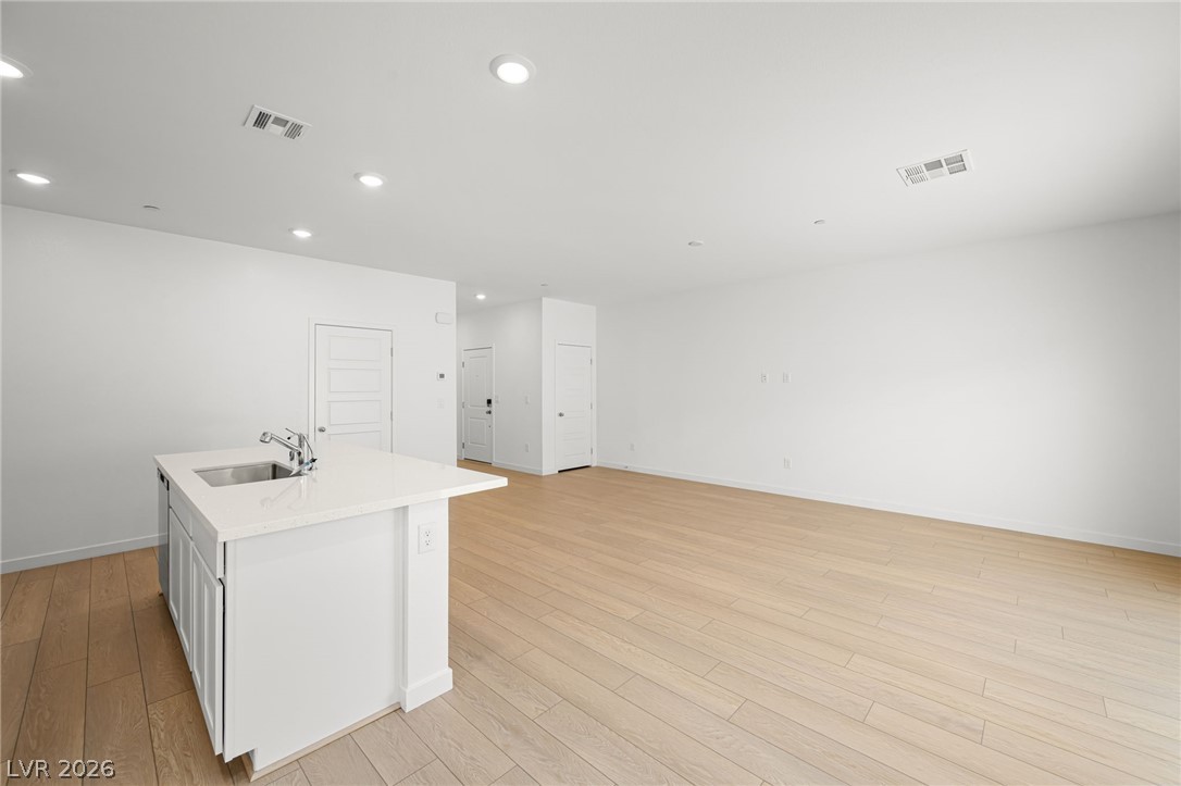 3387 Dancing Waters Street Property Photo 8