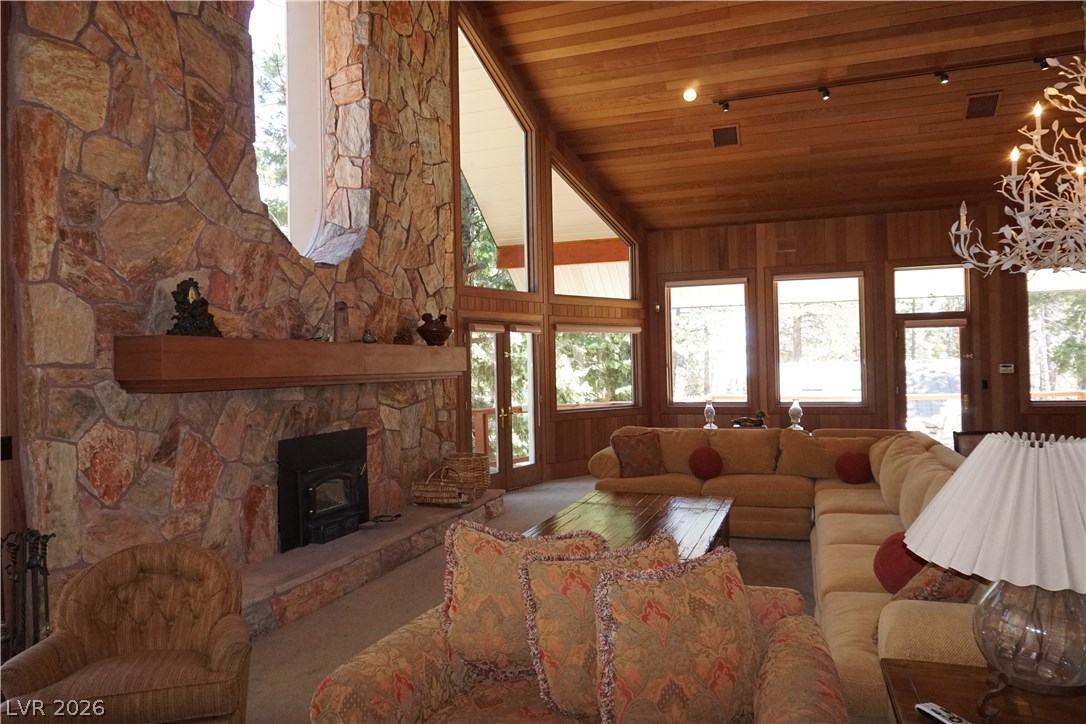 4178 Matterhorn Way Property Photo 10