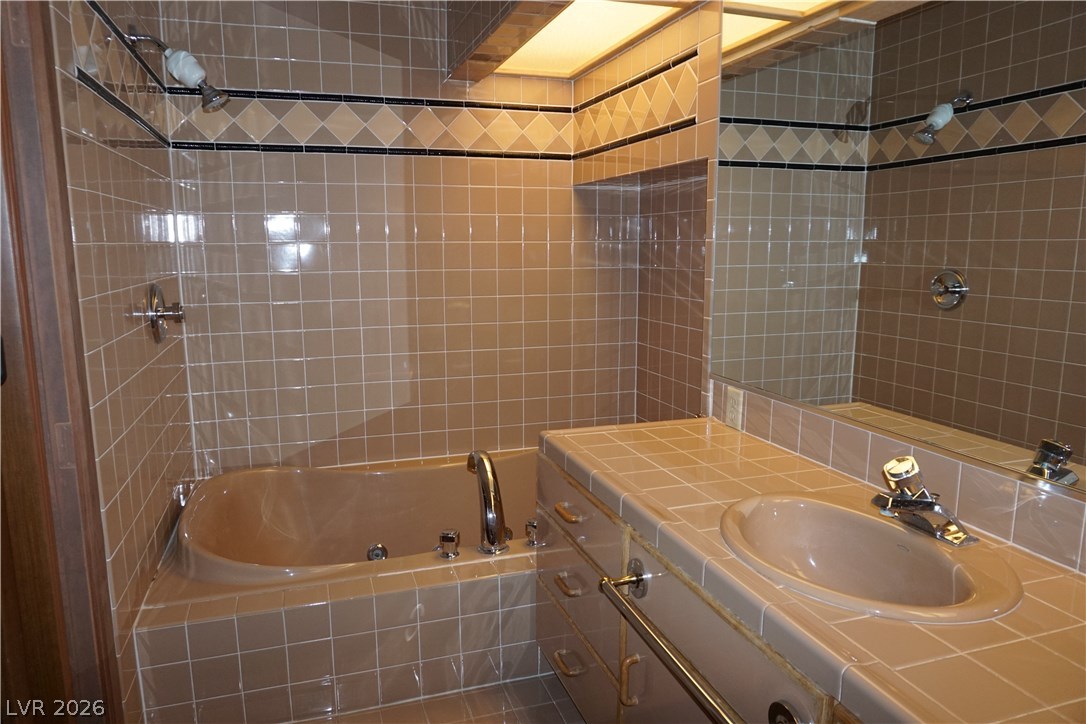 4178 Matterhorn Way Property Photo 25