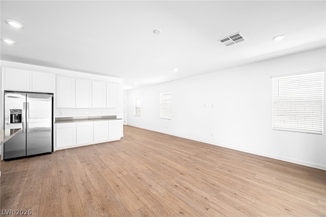 8382 Caldera Hills Avenue Property Photo 9
