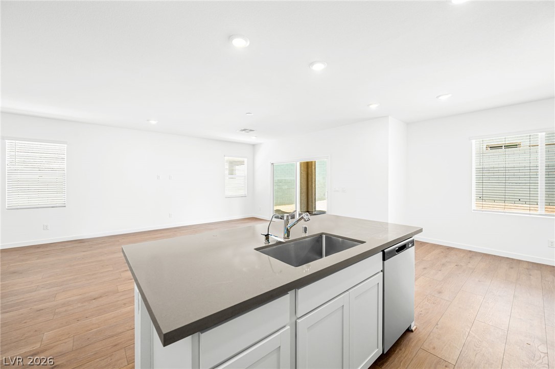 8382 Caldera Hills Avenue Property Photo 11