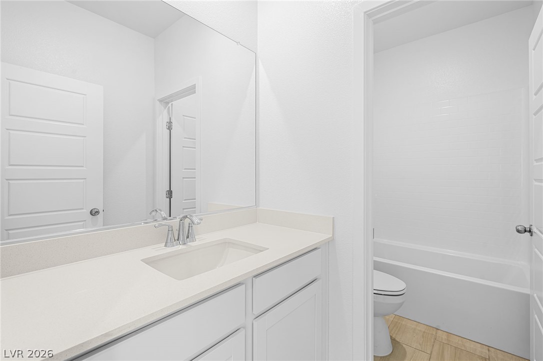 8382 Caldera Hills Avenue Property Photo 14