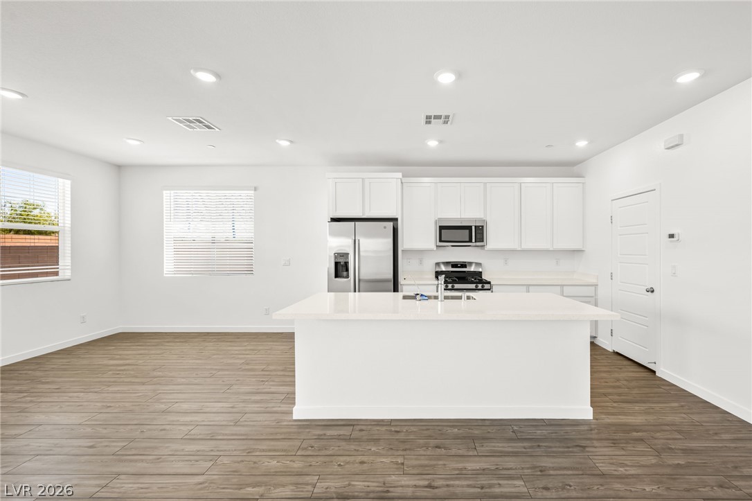 2788915 Property Photo 5