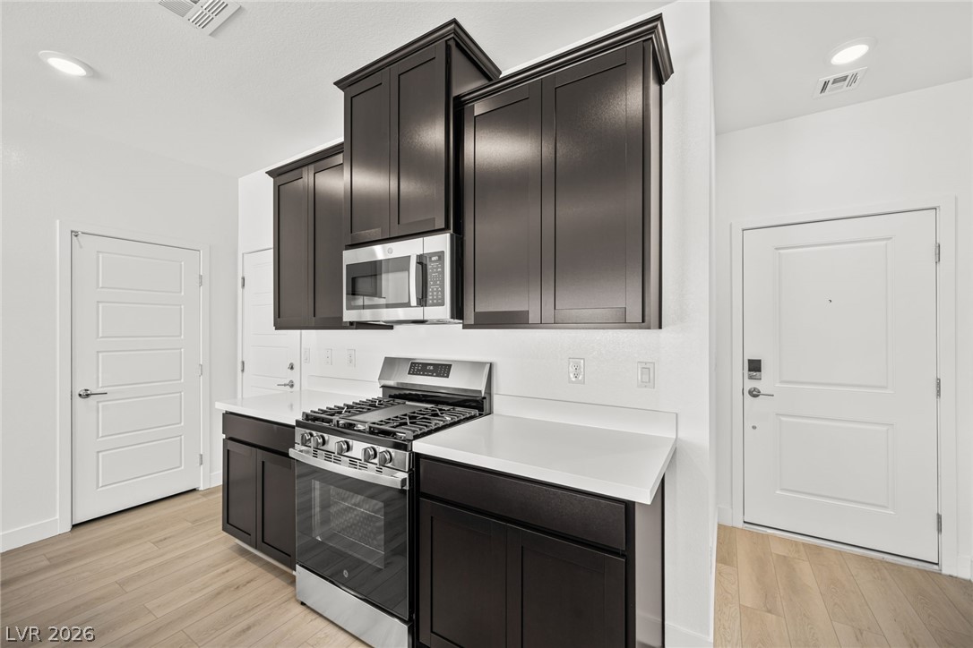 9676 Wild Rock Court Property Photo 8