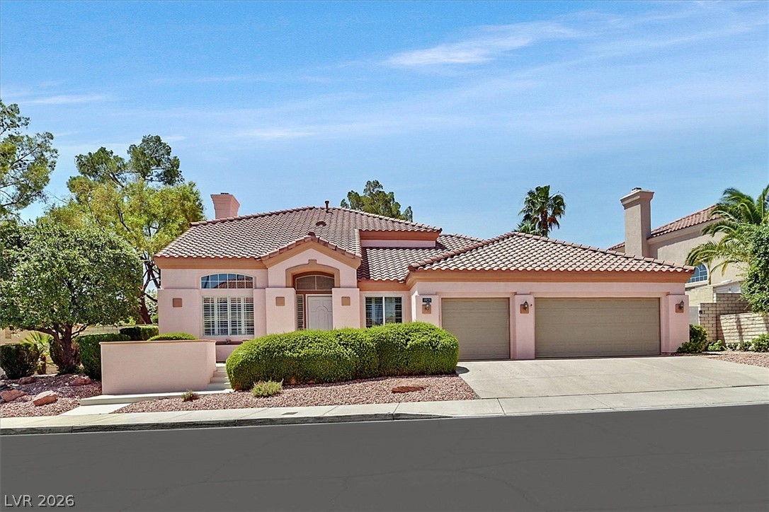 1925 Spyglass Drive Property Photo 1