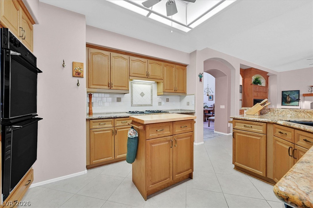 1925 Spyglass Drive Property Photo 12