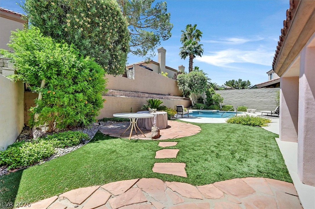 1925 Spyglass Drive Property Photo 34