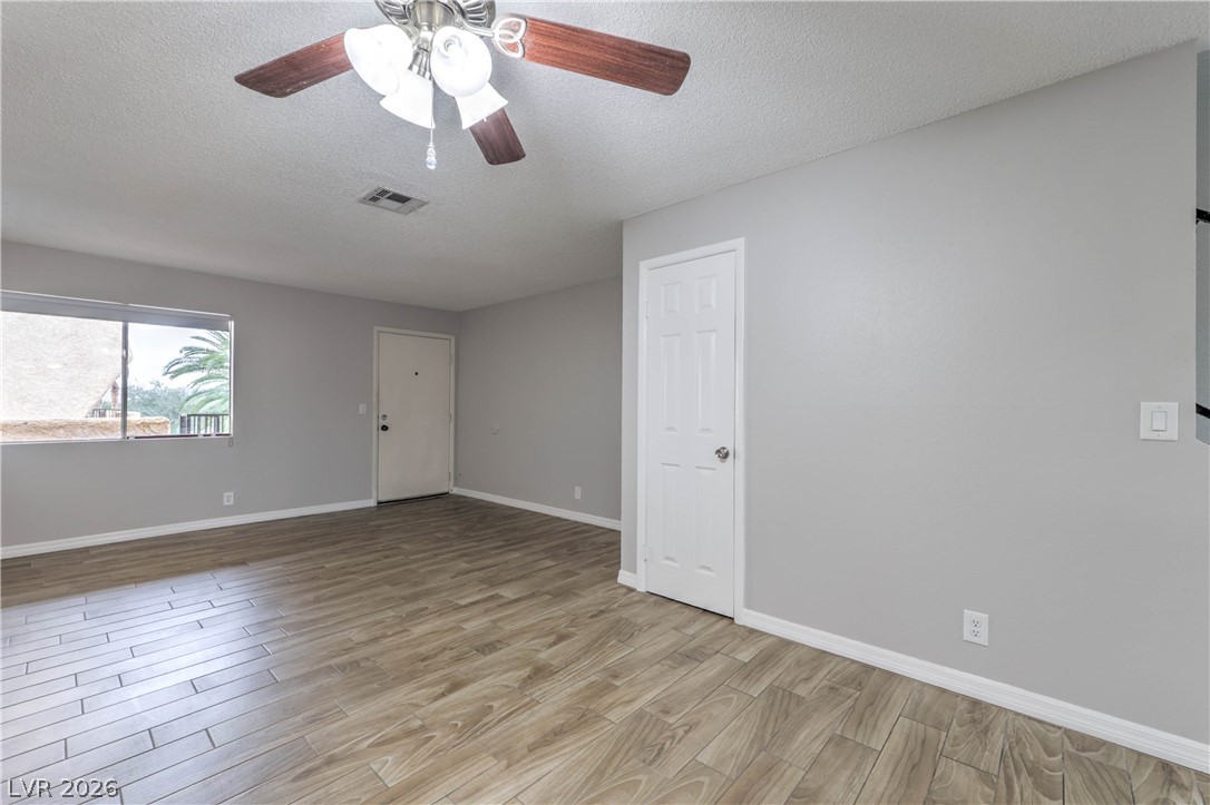 1303 Darlene Way 302c Property Photo 12