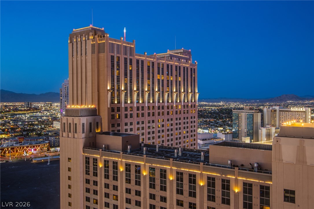 2700 Las Vegas Boulevard 2702 Property Photo 4