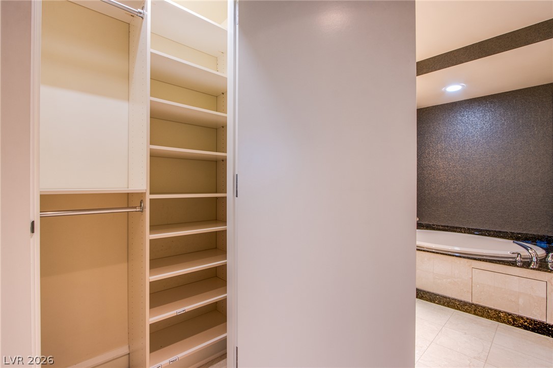 2700 Las Vegas Boulevard 2702 Property Photo 16