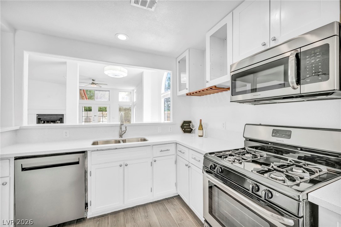2124 Brighton Shore Street Property Photo 1