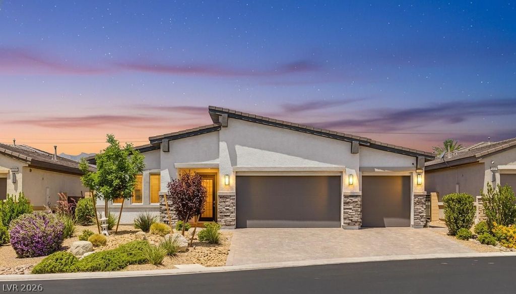 4315 Skylake Court Property Photo 1